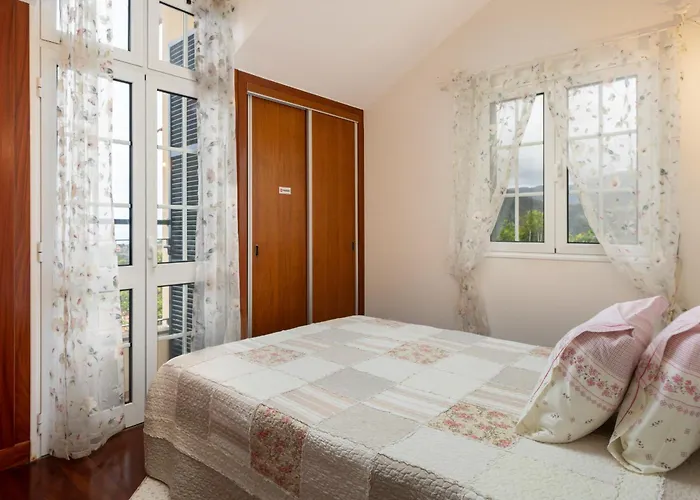 Casa Da Avo São Roque do Faial